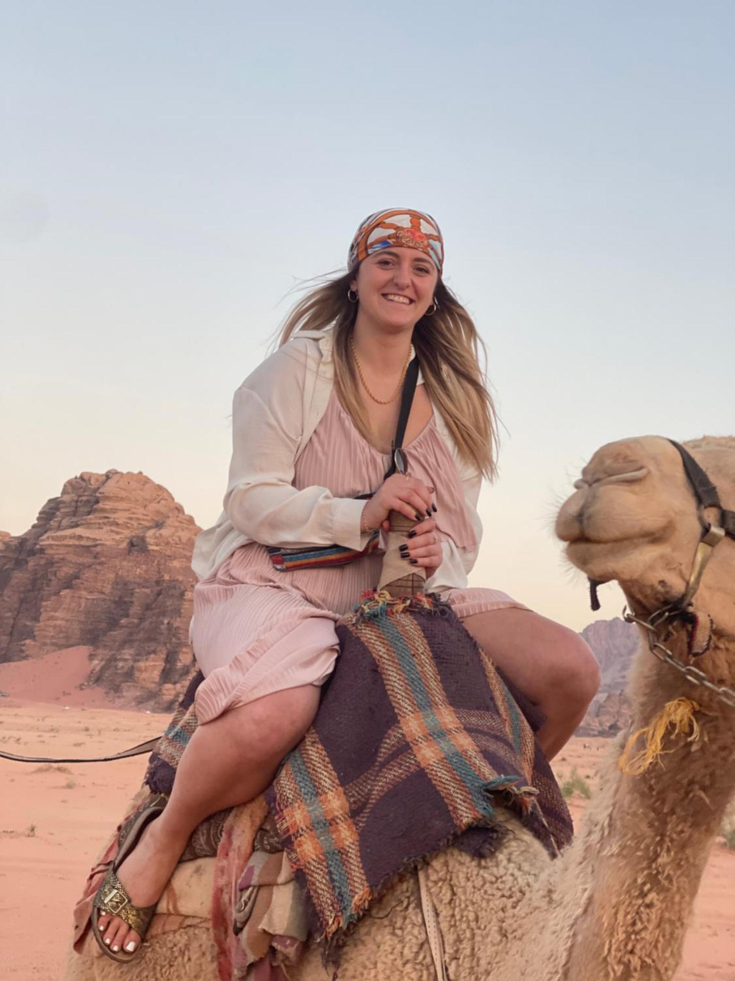 Wadi Rum Sunset Camp ภายนอก รูปภาพ